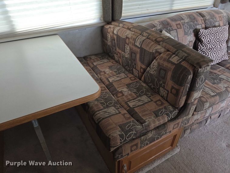 image for item FI0508 2003 Four Winds Hurricane RV