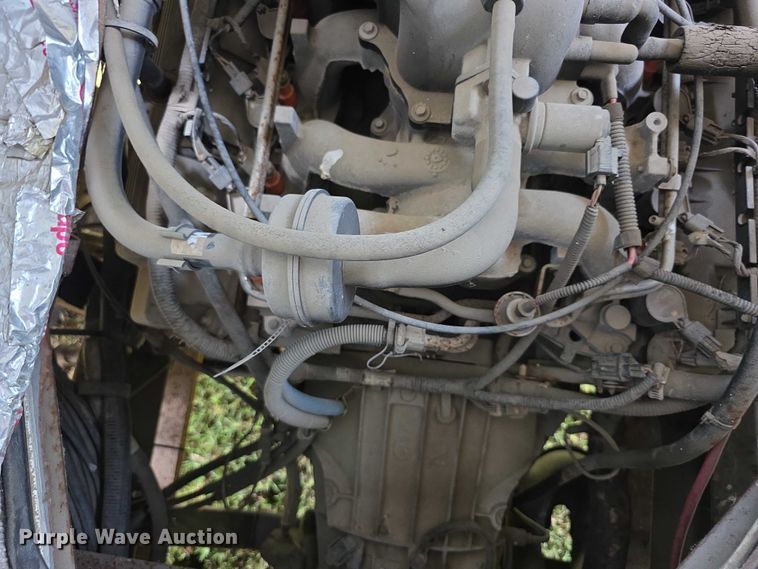 image for item FI0508 2003 Four Winds Hurricane RV