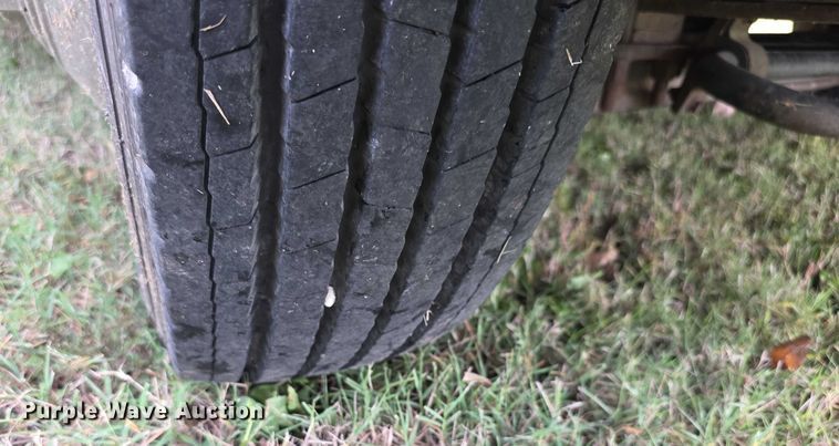 image for item FI0508 2003 Four Winds Hurricane RV