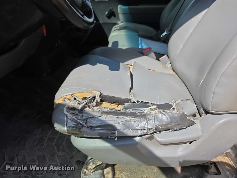 image for item FI0512 2010 Toyota Tundra pickup truck