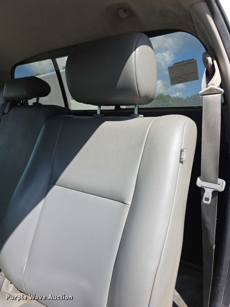 image for item FI0512 2010 Toyota Tundra pickup truck