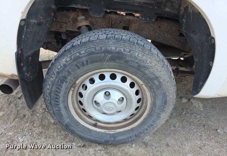 image for item FI0512 2010 Toyota Tundra pickup truck