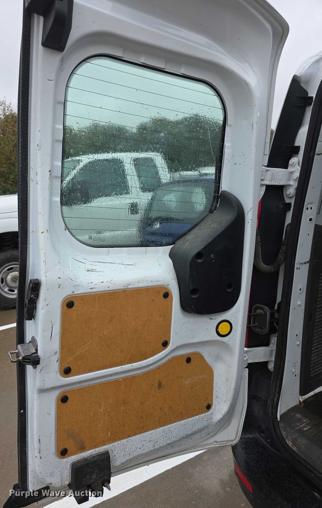 image for item FI0529 2022 Ford Transit Connect van