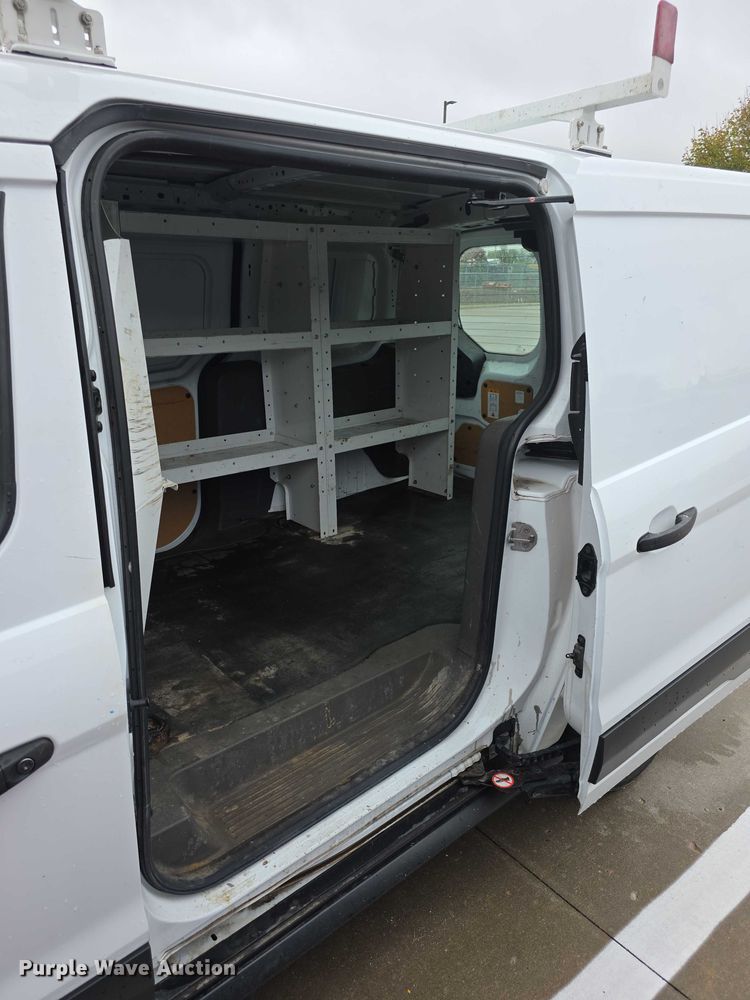 image for item FI0529 2022 Ford Transit Connect van