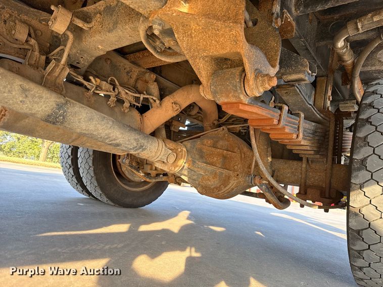 image for item GH9327 2019 RAM 5500 Crew Cab bale bed truck