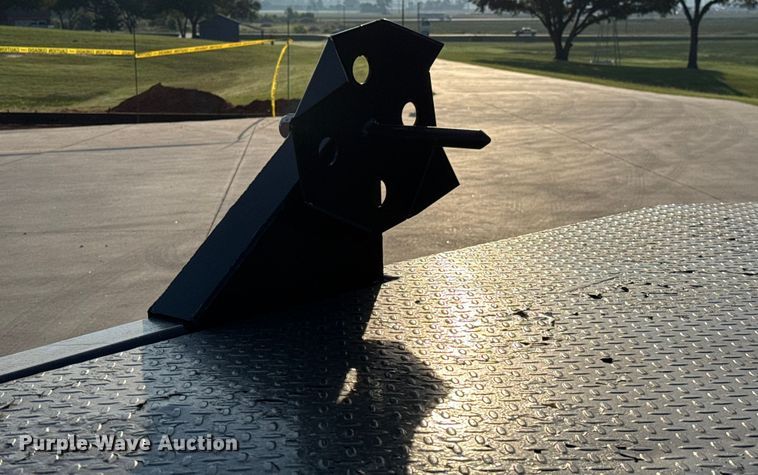 image for item GH9327 2019 RAM 5500 Crew Cab bale bed truck