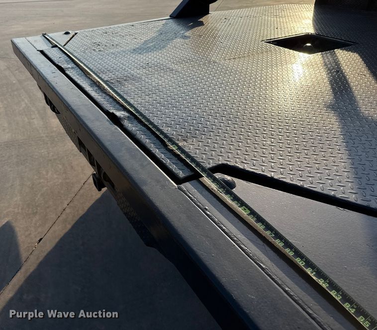 image for item GH9327 2019 RAM 5500 Crew Cab bale bed truck