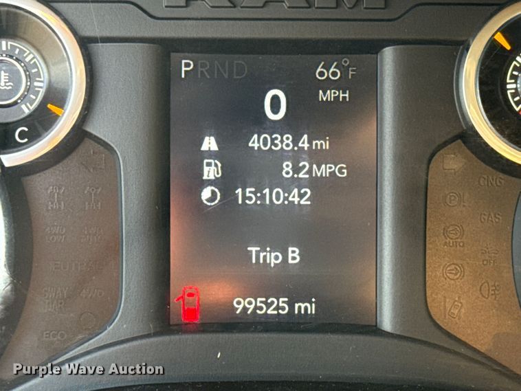 image for item GH9327 2019 RAM 5500 Crew Cab bale bed truck