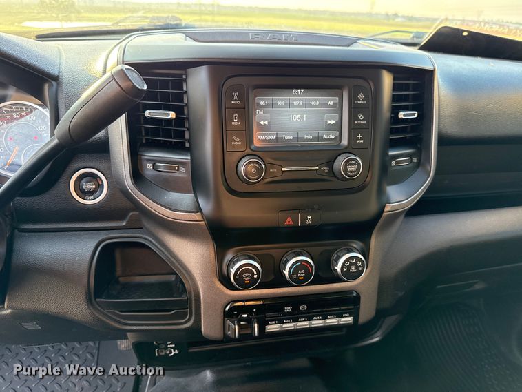 image for item GH9327 2019 RAM 5500 Crew Cab bale bed truck