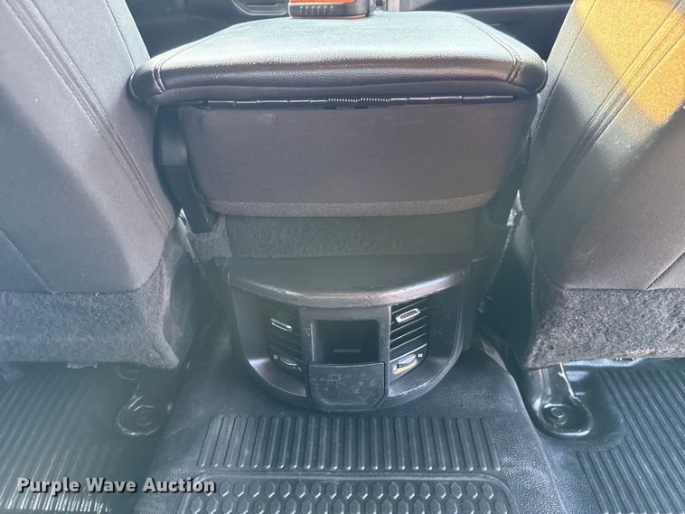 image for item GH9327 2019 RAM 5500 Crew Cab bale bed truck