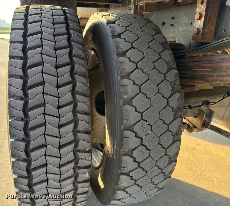 image for item GH9327 2019 RAM 5500 Crew Cab bale bed truck