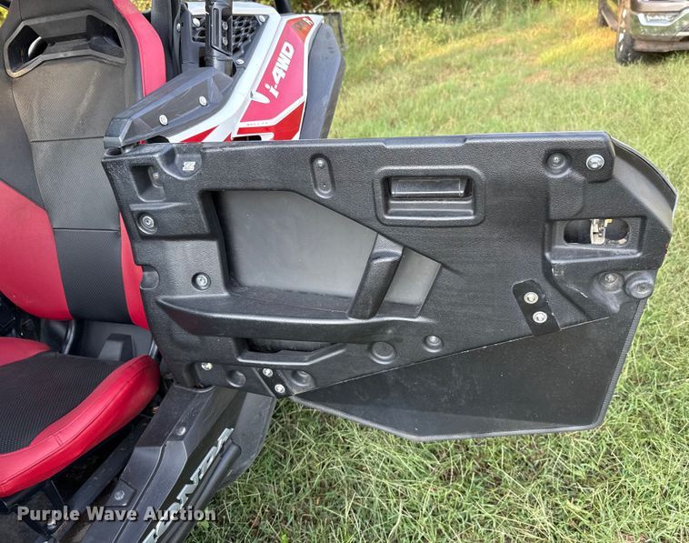 image for item GH9340 2021 Honda Talon 1000R utility vehicle