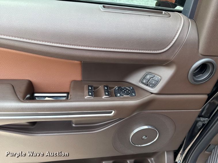 image for item GH9342 2024 Ford Expedition King Ranch SUV