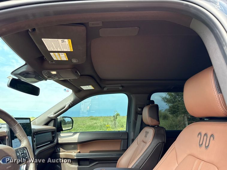 image for item GH9342 2024 Ford Expedition King Ranch SUV