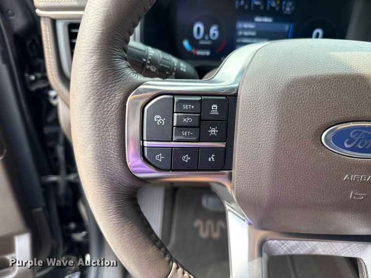 image for item GH9342 2024 Ford Expedition King Ranch SUV