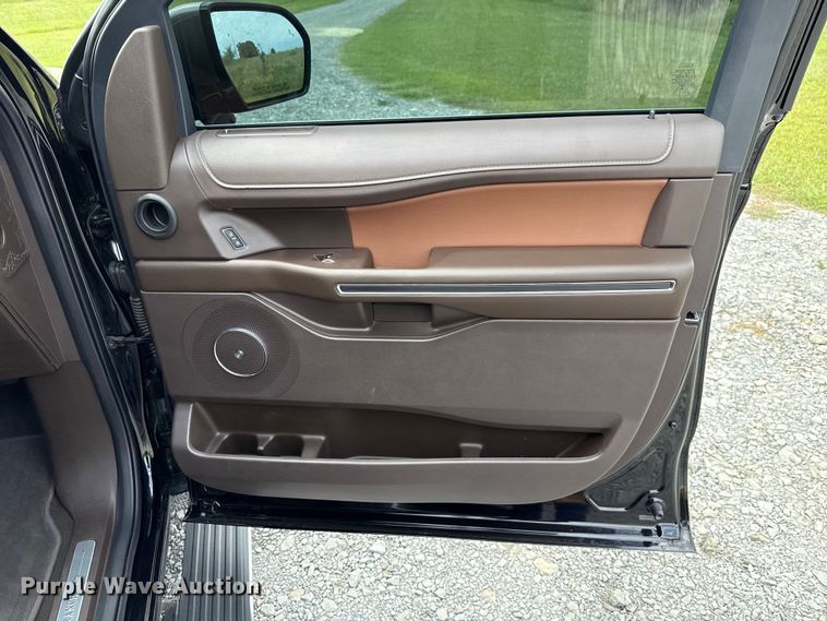 image for item GH9342 2024 Ford Expedition King Ranch SUV