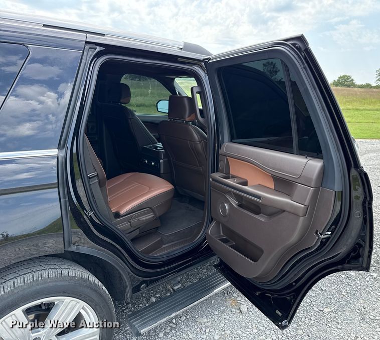 image for item GH9342 2024 Ford Expedition King Ranch SUV