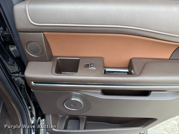 image for item GH9342 2024 Ford Expedition King Ranch SUV