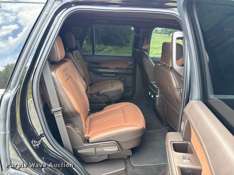 image for item GH9342 2024 Ford Expedition King Ranch SUV