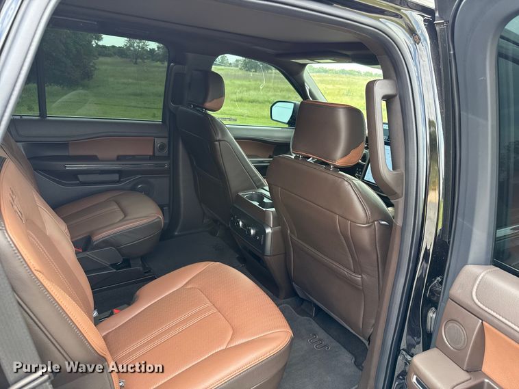 image for item GH9342 2024 Ford Expedition King Ranch SUV