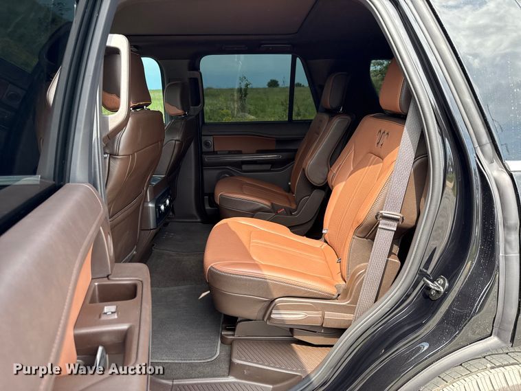 image for item GH9342 2024 Ford Expedition King Ranch SUV