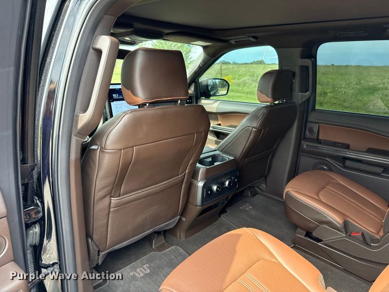 image for item GH9342 2024 Ford Expedition King Ranch SUV