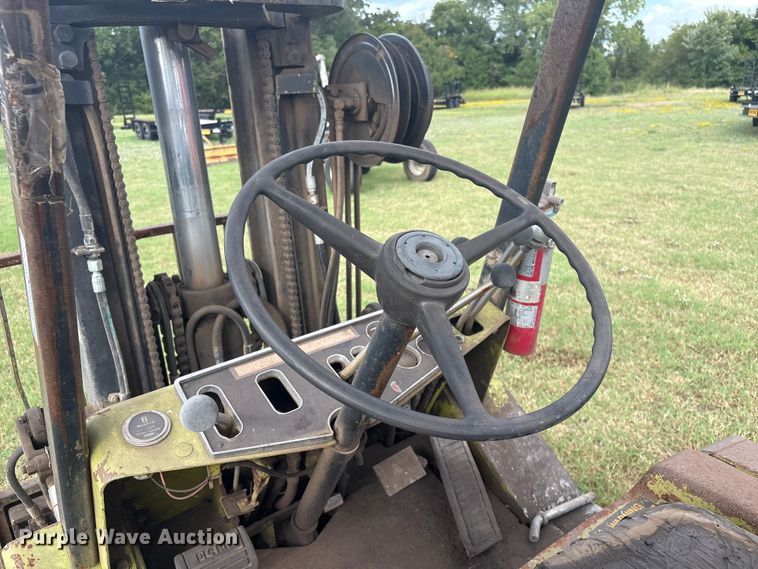 image for item GH9369 Clark C500 YS60 forklift