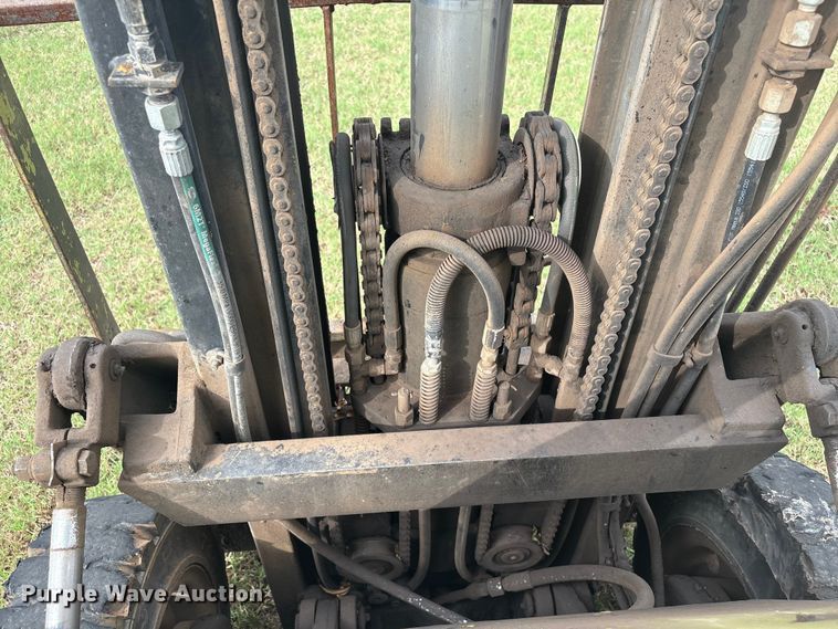 image for item GH9369 Clark C500 YS60 forklift