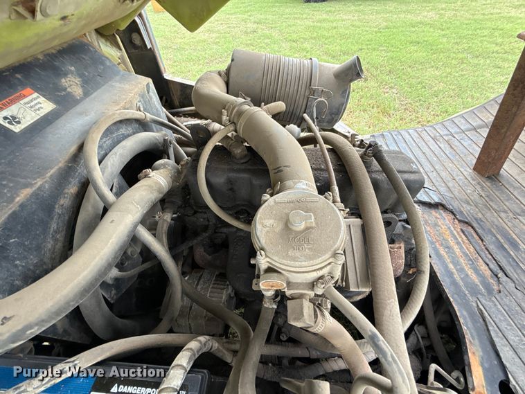 image for item GH9370 Clark CGP30 forklift