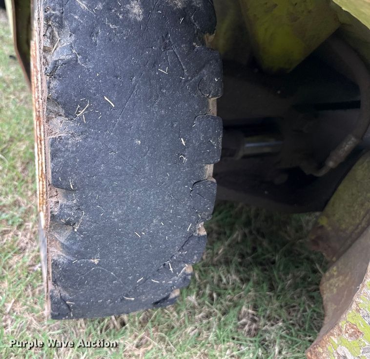 image for item GH9370 Clark CGP30 forklift