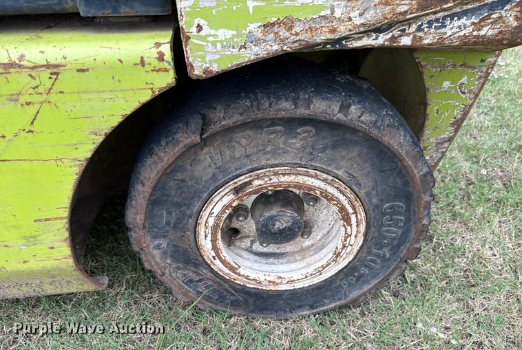 image for item GH9370 Clark CGP30 forklift