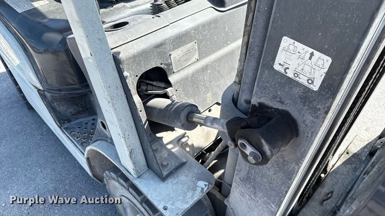 image for item GH9377 2016 UniCarriers PF50 forklift