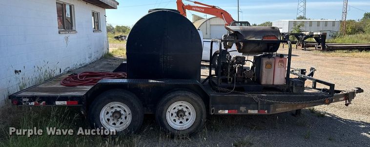 image for item GH9379 2012 PJ Trailers CC162 equipment trailer