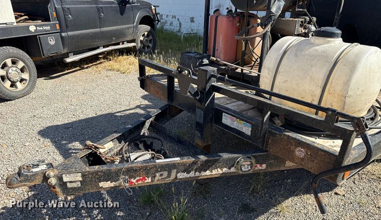 image for item GH9379 2012 PJ Trailers CC162 equipment trailer