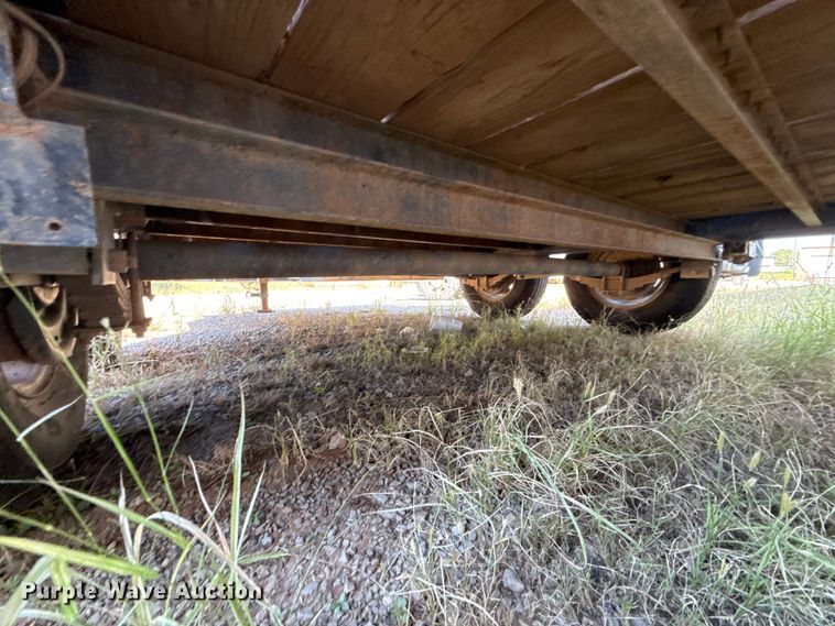 image for item GH9379 2012 PJ Trailers CC162 equipment trailer