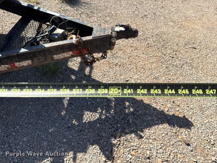 image for item GH9379 2012 PJ Trailers CC162 equipment trailer