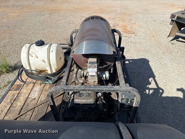 image for item GH9379 2012 PJ Trailers CC162 equipment trailer