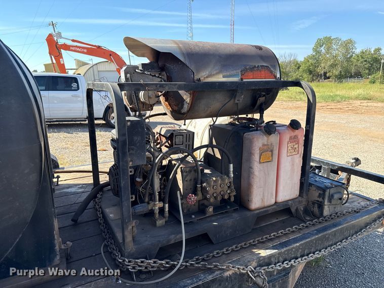 image for item GH9379 2012 PJ Trailers CC162 equipment trailer