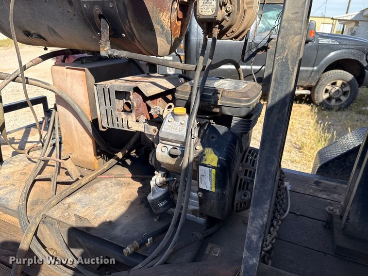 image for item GH9379 2012 PJ Trailers CC162 equipment trailer