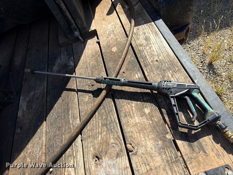 image for item GH9379 2012 PJ Trailers CC162 equipment trailer