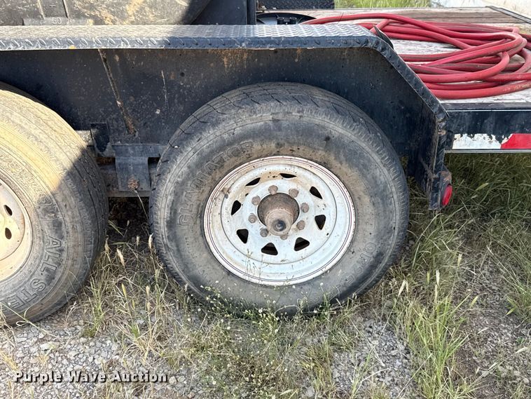 image for item GH9379 2012 PJ Trailers CC162 equipment trailer