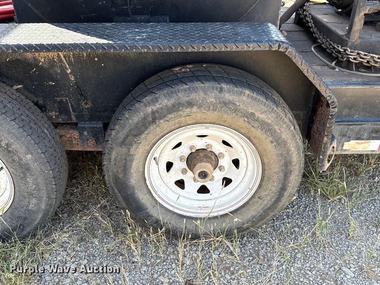 image for item GH9379 2012 PJ Trailers CC162 equipment trailer