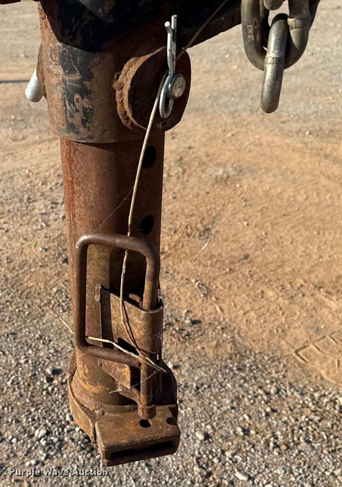 image for item GH9383 2013 Belshe FB30 equipment trailer