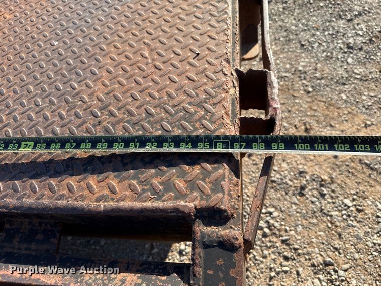 image for item GH9383 2013 Belshe FB30 equipment trailer