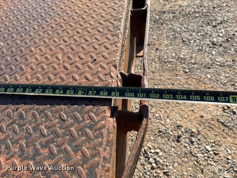 image for item GH9383 2013 Belshe FB30 equipment trailer