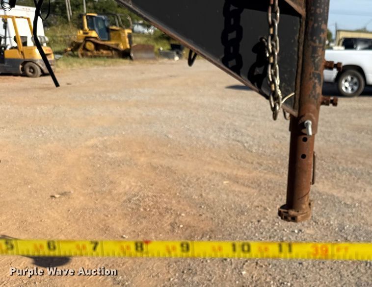 image for item GH9383 2013 Belshe FB30 equipment trailer