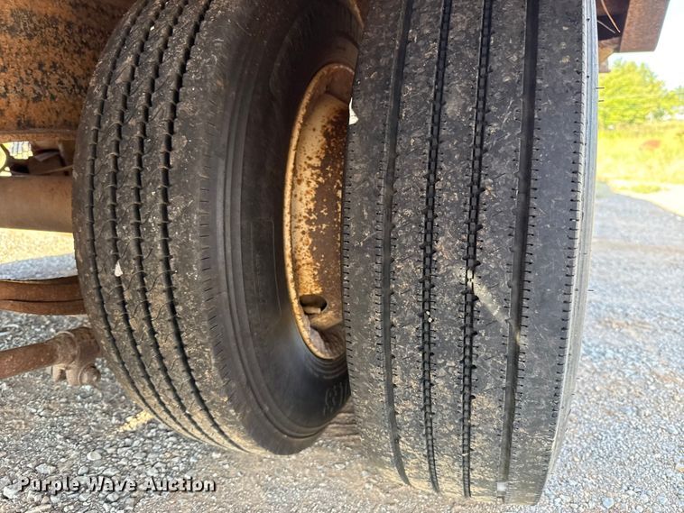 image for item GH9383 2013 Belshe FB30 equipment trailer