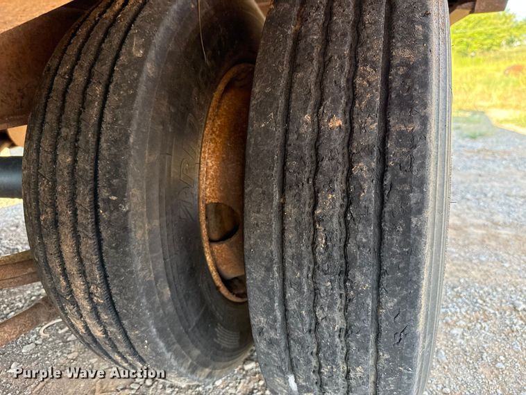 image for item GH9383 2013 Belshe FB30 equipment trailer