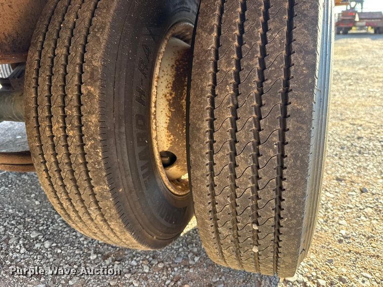 image for item GH9383 2013 Belshe FB30 equipment trailer