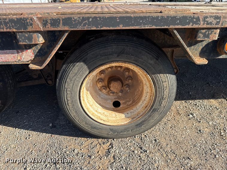 image for item GH9383 2013 Belshe FB30 equipment trailer